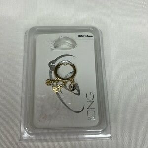 Icing Cartilage Earring Gold